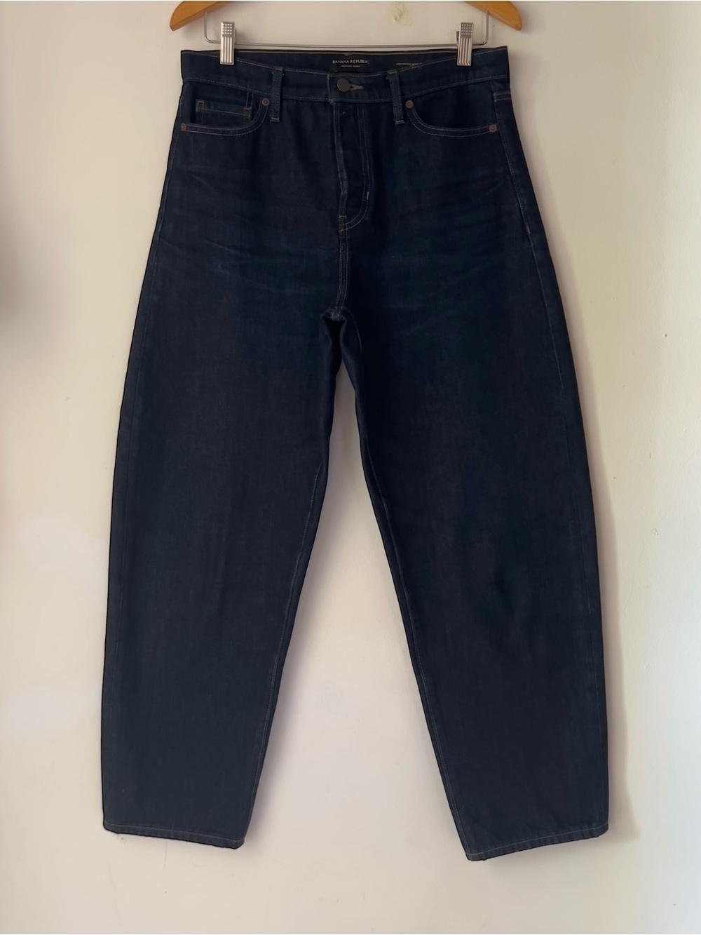 Banana Republic Premium Denim Ultra High Rise Barrel Leg Dark Rinse Jeans Sz 28